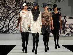 Khi nhãn hàng cao cấp làm thương mại điện tử