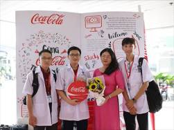 “Cùng Coca-Cola tri ân thầy cô” – Sức mạnh của marketing activation khi kết hợp cùng digital
