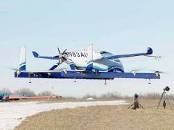 Ô tô bay của Boeing cất cánh