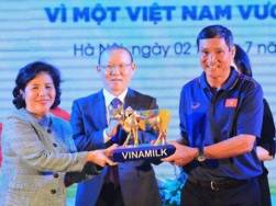 Vinamilk tài trợ chính cho các Đội tuyển Bóng đá quốc gia vì một Việt Nam vươn cao