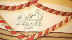 Người Đức xây dựng chuẩn mực quý tộc Pháp