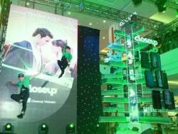 Nhìn lại Party X’mas đình đám nhất 2013 với cây thông tương tác đầu tiên tại Việt Nam