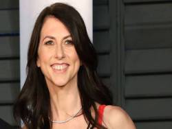 Tài sản tăng nhanh nhưng giới siêu giàu Mỹ làm từ thiện không đủ nhanh