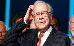 Warren Buffett, kiểu tóc 300.000 USD và bí quyết tích lũy 100 tỷ USD