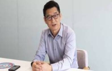 Sếp Lazada công khai phản đối các siêu ứng dụng Grab, Gojek