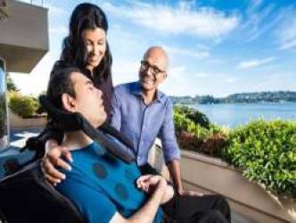Con trai lớn bị bại não bẩm sinh, con gái út nhận thức kém