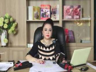 Bà Nguyễn Phương Hằng dùng điện thoại gì mà có những bức ảnh “đẹp không tỳ vết”?