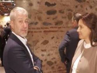 Ông Abramovich bác thông tin phải đi vay 1 triệu USD từ bạn bè ở Hollywood