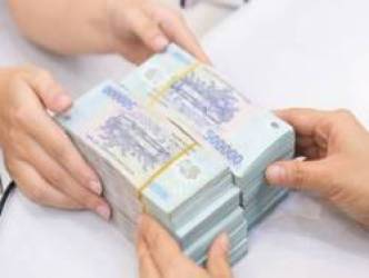 Cá nhân vừa làm công ăn lương, vừa kinh doanh riêng thì đóng thuế TNCN như thế nào?