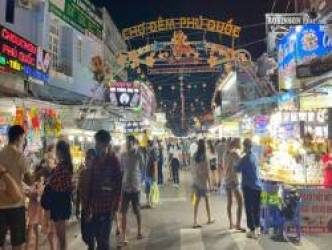 Lý do 60.000 du khách đổ ra Phú Quốc dịp Giỗ Tổ Hùng Vương