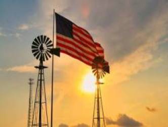 Nông dân Mỹ khốn khổ vì lạm phát, sốc khi mua 5 thanh sắt sửa máy cày hết 1.500 USD