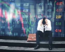 NĐT thiệt hại lớn khi cổ phiếu bị đình chỉ giao dịch, giải pháp nào để không ‘mất bò mới lo làm chuồng’?