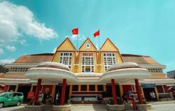 Cổ phiếu chưa đến 2.000 đồng, thua lỗ triền miên, DN nắm nhà ga xe lửa