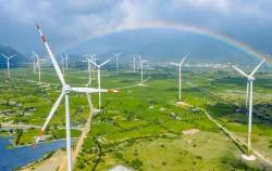 Thu hồi 3 văn bản đề xuất EVN hạ giá mua điện tái tạo