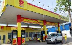 Một DN xăng dầu niêm yết trên sàn chứng khoán bị cưỡng chế gần 1.300 tỷ đồng tiền thuế