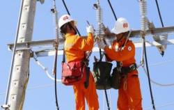 Vì sao tăng giá điện 2 lần, EVN vẫn báo lỗ hàng chục nghìn tỷ đồng?