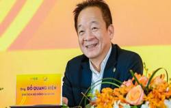 Từ lúc đạp xe chở từng chiếc đi bán ở chợ Ngã Tư Sở mà không ai mua đến khi thành “vua TV” giao khắp cả nước