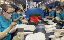 Nhiều đơn hàng trở lại, doanh nghiệp xuất khẩu da giày khởi sắc