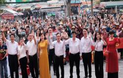 Sài Gòn Co.op đưa miễn phí 900 người dân về quê đón Tết