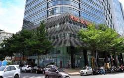 Victory Capital muốn phát hành 100 triệu cổ phiếu để hoán đổi nợ