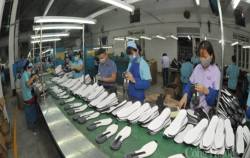 Bộ Công Thương tìm hướng gỡ khó cho ngành da giày