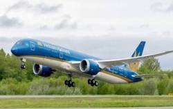 Bị nghi lãi lớn do tăng giá vé máy bay, ngành hàng không nói gì?