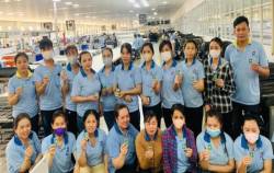 Lao động ở một doanh nghiệp bất ngờ được tặng 400 nhẫn vàng