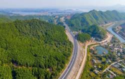 Bị nghi vấn làm ăn thua lỗ, có nguy cơ phá sản vì nợ, Hạ tầng Giao thông Đèo Cả (HHV) lý giải vì sao nhà đầu tư PPP giao thông “gánh” nợ lớn với ngân hàng