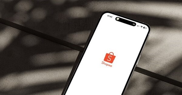 Shopee khuyến cáo gỡ sản phẩm Apple khỏi giỏ hàng livestream
