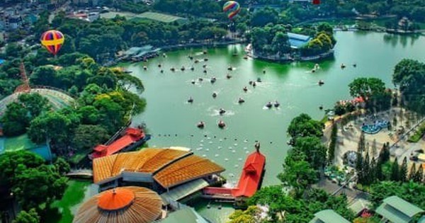 Bảng lương trăm triệu của sếp công viên nước Đầm Sen