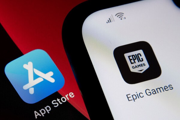 Khó khăn liên tiếp đến với Apple