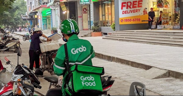 Grab gia nhập cuộc chiến đặt bàn nhà hàng sau thương vụ M&A