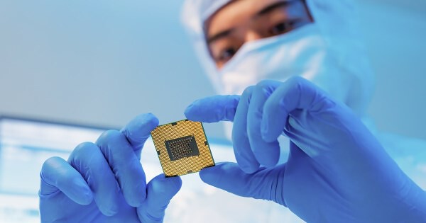 Mức lương tiền tỷ một năm của kỹ sư bán dẫn