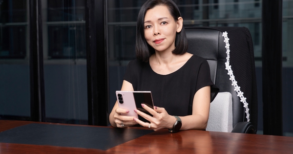 “Nữ tướng” FPT Shop đánh giá cao Galaxy AI trên Galaxy Z Fold6| Z Flip6