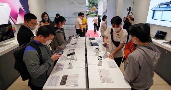 Samsung và Apple đánh rơi thị phần smartphone vào tay các hãng Trung Quốc