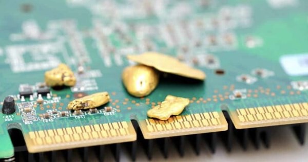 Xây nhà máy gần 4.000 m2 để ‘đãi’ vàng từ đồ điện tử cũ