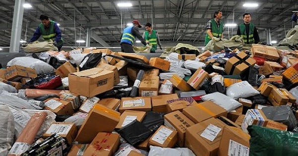 Đối phó với hàng giá rẻ Trung Quốc bán qua thương mại điện tử