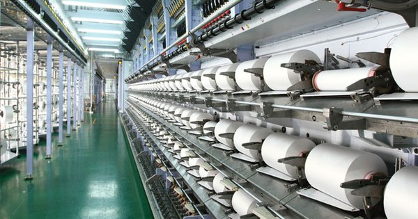 Chủ tịch, TGĐ và 2 cổ đông lớn của Sợi Thế Kỷ sẽ mua hết 13,5 triệu cổ phiếu phát hành riêng lẻ, rồi bán ra cùng số lượng: Lý do?