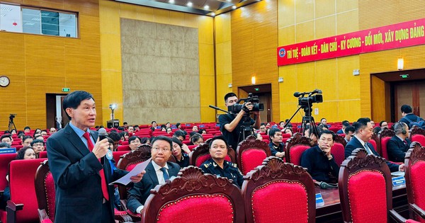 “Vua hàng hiệu” Johnathan Hạnh Nguyễn đưa ra 6 kiến nghị với ngành Hải quan