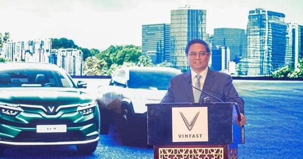 Thủ tướng mong công dân các nước Trung Đông sẽ tin yêu và sử dụng loại xe điện của VinFast