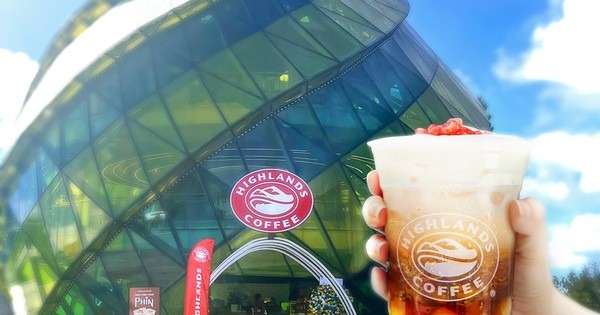 Highlands Coffee mở quán mới ngay tại “Nụ hoa Atiso” khổng lồ ở Đà Lạt, nâng tổng số cửa hàng lên 815, bỏ xa mọi đối thủ